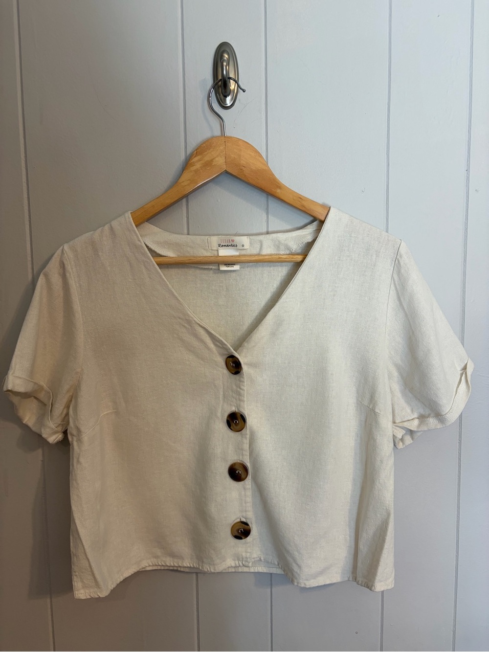 URBAN Romantics Cream Short-Sleeve Button Crop Top